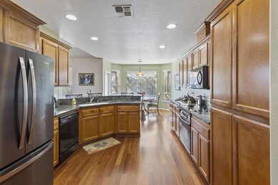 42-web-or-mls-1248-devonshire-way