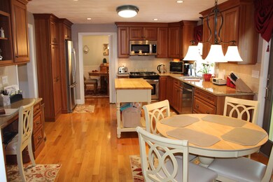 20 Roy Dr, Hudson, NH 03051 - photo 6