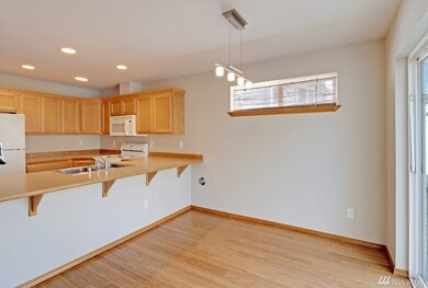 11622 Admiralty Way unit A, Everett, WA 98204 - photo 5
