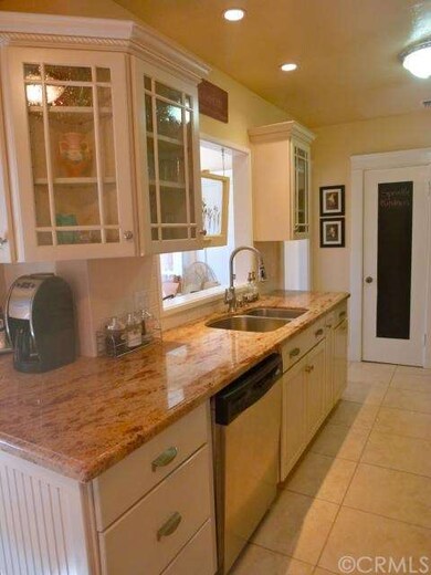 621 N Laurel Ave, Upland, CA 91786 - photo 4