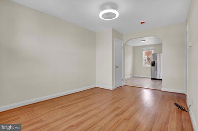 2030 Grinnalds Ave, Baltimore, MD 21230 - photo 5