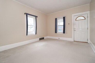 20572 Lindbergh Ave unit Down, Cleveland, OH 44119 - photo 2