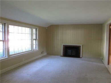 41 Park View Ave, Warwick, RI 02888 - photo 2