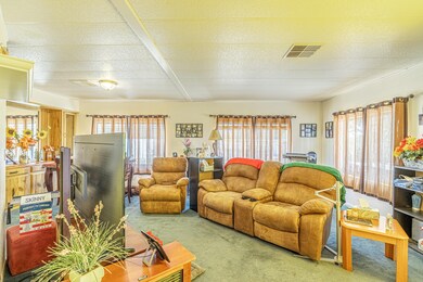 5537 Leona Ln, Rosamond, CA 93560 - photo 4