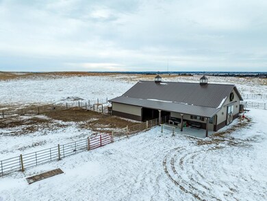 2138 E Hansen Trail Rd, North Platte, NE 69101 - photo 4