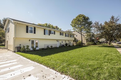 01_House_Front-7[1]