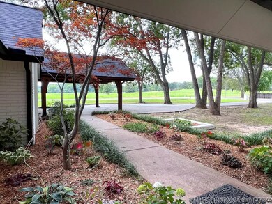 2301 Camden Ct, Bartlesville, OK 74006 - photo 3