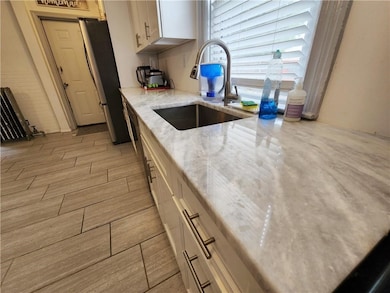 31 Lawrence St, Cranston, RI 02920 - photo 6