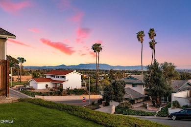 6-web-or-mls-UpmarketMedia_5381CliTwi-6