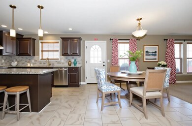 1714 Flagstone Dr, Normal, IL 61761 - photo 5