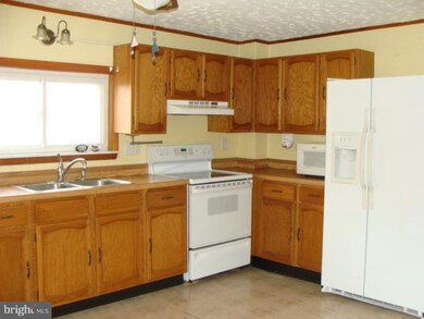 333 W 11th St, Front Royal, VA 22630 - photo 3