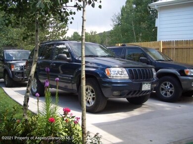 002 drive way parking