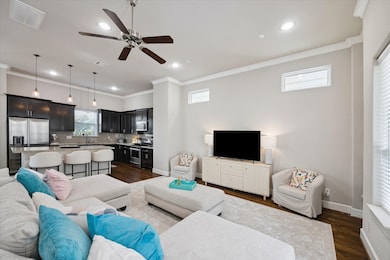 2504 Beall St unit B, Houston, TX 77008 - photo 7