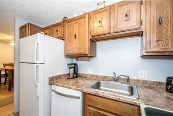 3 Karen Cir unit 22, Billerica, MA 01821 - photo 5