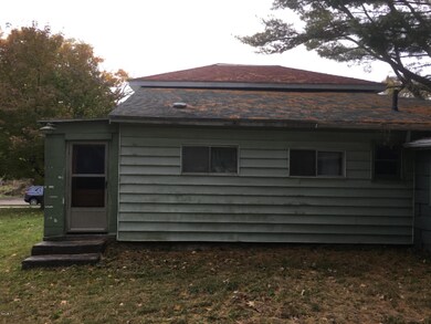 626 Bagley St, Ionia, MI 48846 - photo 6