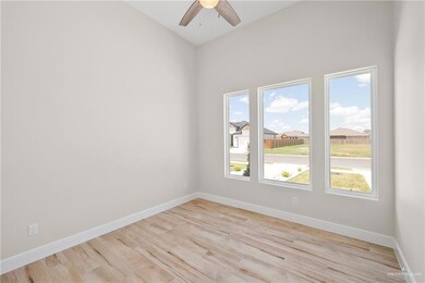 3504 New Frontier Dr, Edinburg, TX 78541 - photo 7