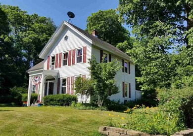 56 Stock Ln, Rensselaer, NY 12144 - photo 2