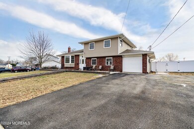 31 Springhill Dr, Howell, NJ 07731 - photo 2