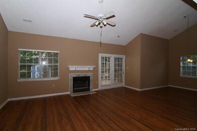 12328 Sparkling Way Ct, Huntersville, NC 28078 - photo 3