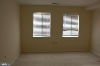 9 W Lee St unit A, Baltimore, MD 21201 - photo 6