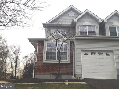 81 Forrest Ct unit 81, Royersford, PA 19468 - photo 2