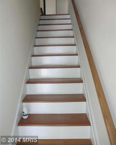 11335 Morning Gate Dr, Rockville, MD 20852 - photo 2