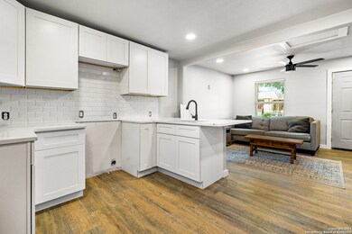 118 W Zavalla, San Antonio, TX 78204 - photo 7