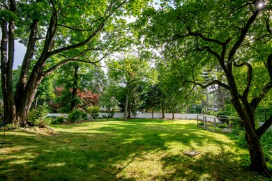 172 Ponus Ave, Norwalk, CT 06850 - photo 3