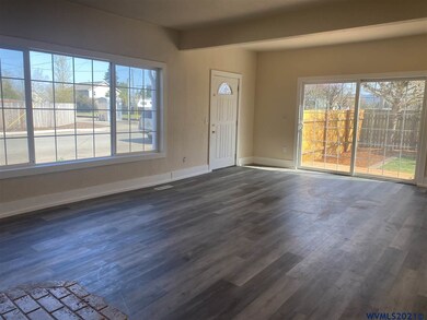 201 Williams St, Independence, OR 97351 - photo 3