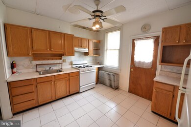 2747 Beryl Ave, Baltimore, MD 21205 - photo 3