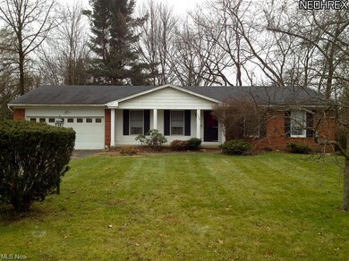 1502 Amboy Dr, Hudson, OH 44236