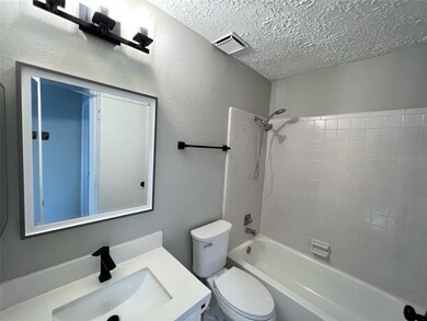 8218 Summertree Dr, Houston, TX 77040 - photo 7