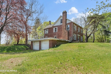 74 Reynolds Dr, Eatontown, NJ 07724 - photo 2