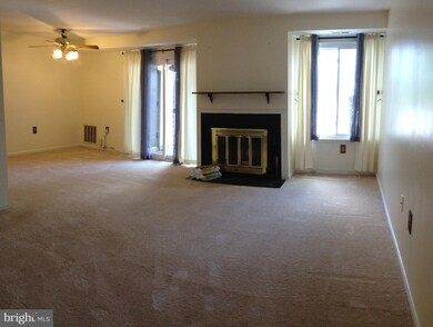 1115 Castle Harbour Way unit 2B, Glen Burnie, MD 21060 - photo 7