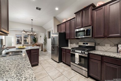 10114 Bricewood Place, San Antonio, TX 78254 - photo 3