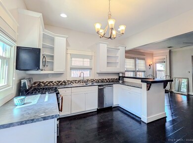 614 E East 20th St, Houston, TX 77008 - photo 7