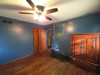 794 Porter St, Gary, IN 46406 - photo 5