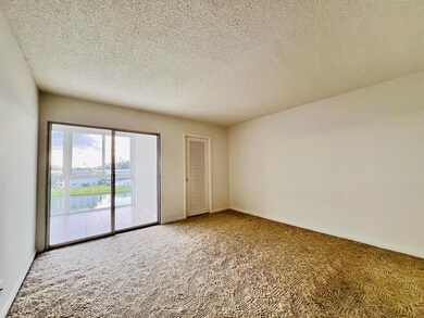 461 Wellington J, West Palm Beach, FL 33417 - photo 7