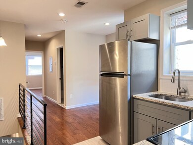 2236 Reed St, Philadelphia, PA 19146 - photo 5