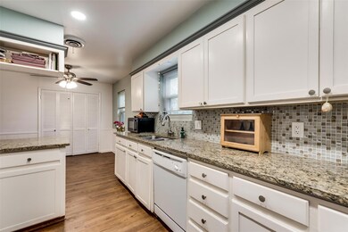 1115 Thomas St, Denton, TX 76201 - photo 5