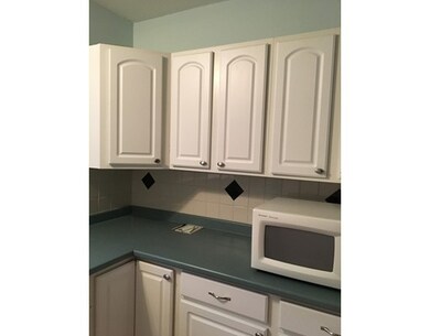 22 Wayne St, Dorchester, MA 02121 - photo 4