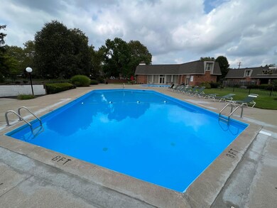 1593 Lafayette Dr UA 2 BR 1.5 BA
