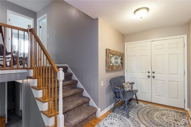 4311 Fox Meadow Dr SE, Cedar Rapids, IA 52403 - photo 3