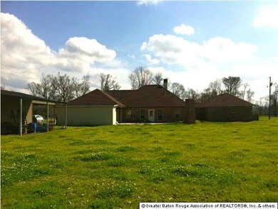12805 Bayou Fordoche Rd