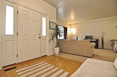 25 Ashworth Dr unit 25B, North Oxford, MA 01537 - photo 2