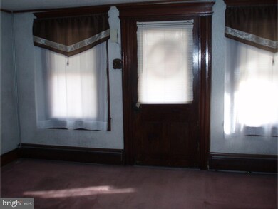 142 N 3rd St, Saint Clair, PA 17970 - photo 4