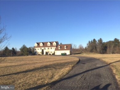 905 Elephant Rd, Perkasie, PA 18944 - photo 2