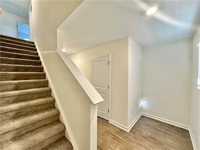 580 Seaborn Cir, Anderson, SC 29625 - photo 2