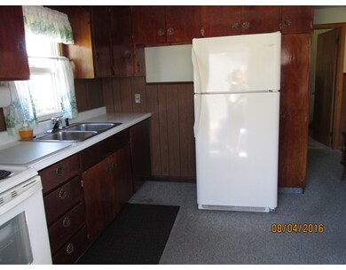 48 Sunset Dr, Chicopee, MA 01020 - photo 3