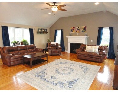 7 William Cir, Rutland, MA 01543 - photo 6